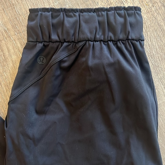 Lululemon stretch high rise crop 23” - Picture 5 of 6